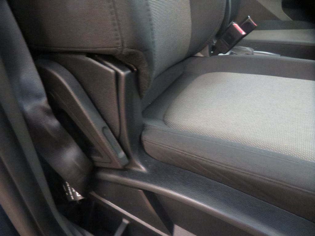 Photo 24 of this FORD TRANSIT CONNECT
