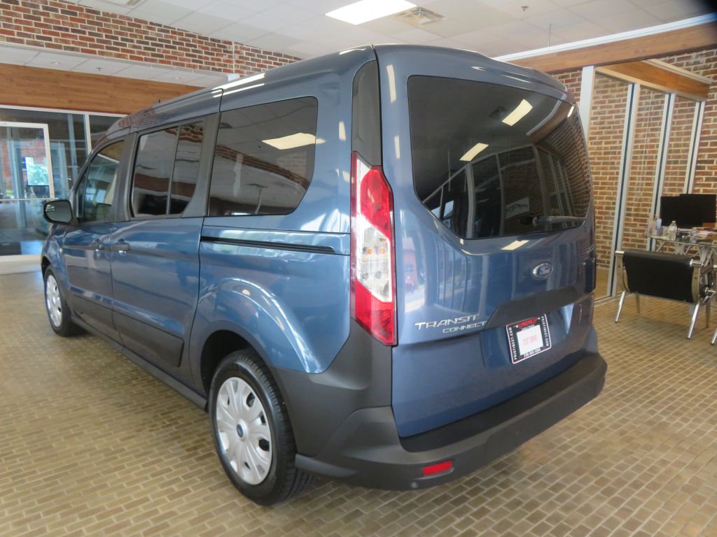 Photo 65 of this FORD TRANSIT CONNECT