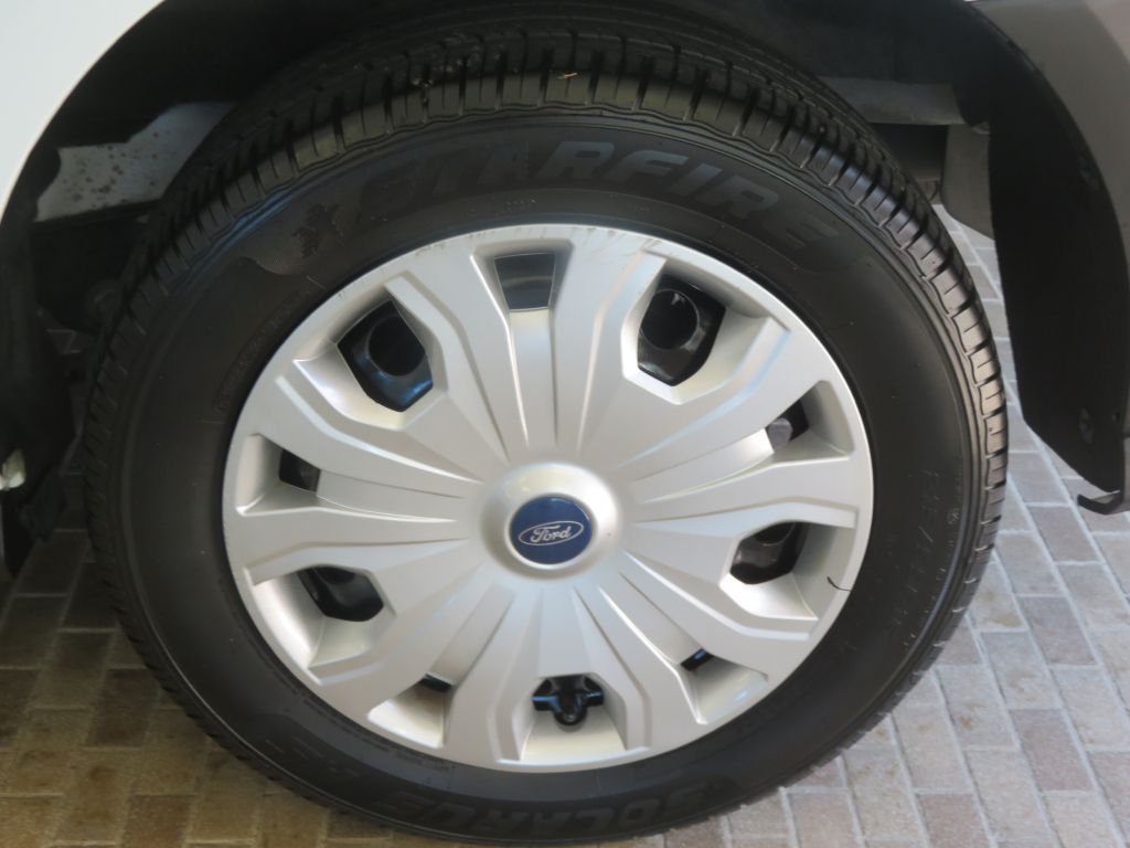 Photo 8 of this FORD TRANSIT CONNECT