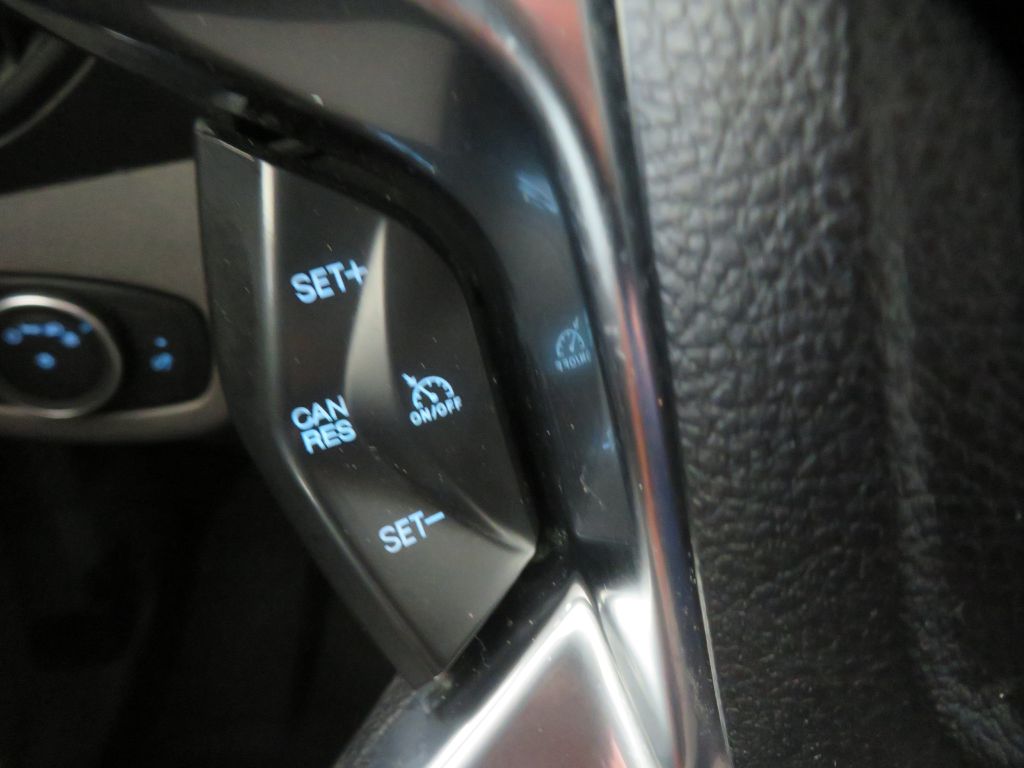 Photo 43 of this FORD TRANSIT CONNECT