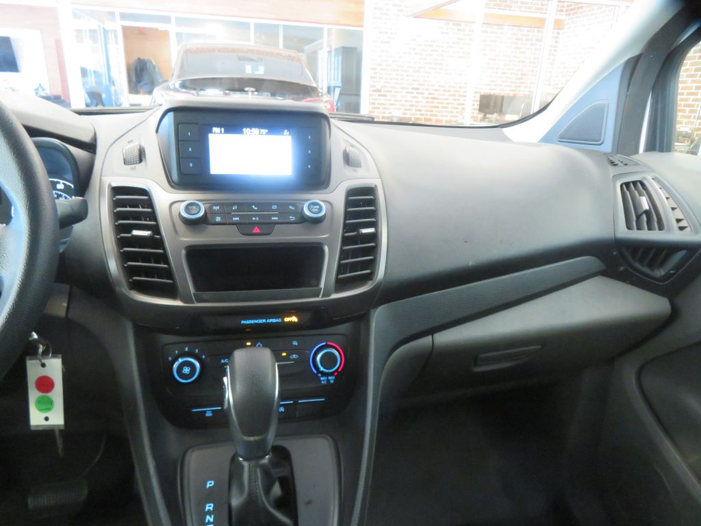 Photo 47 of this FORD TRANSIT CONNECT