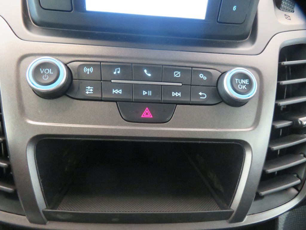Photo 50 of this FORD TRANSIT CONNECT