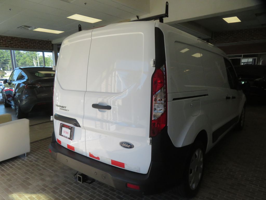 Photo 69 of this FORD TRANSIT CONNECT
