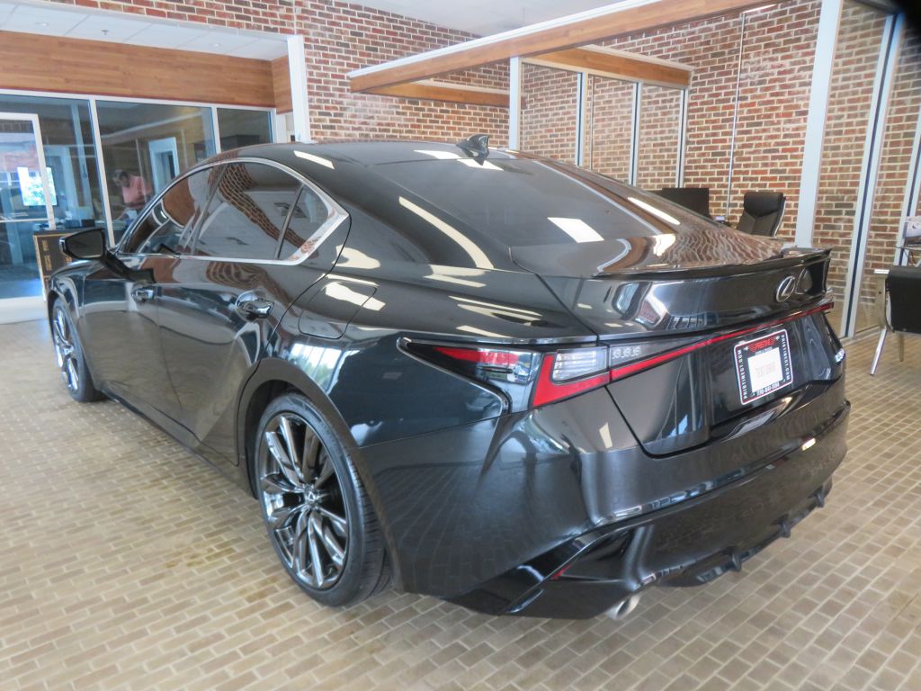 Photo 6 of this LEXUS IS F SPORT