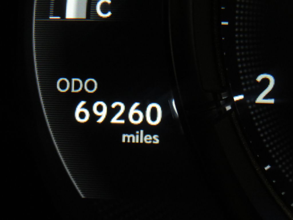 Photo 32 of this LEXUS IS F SPORT