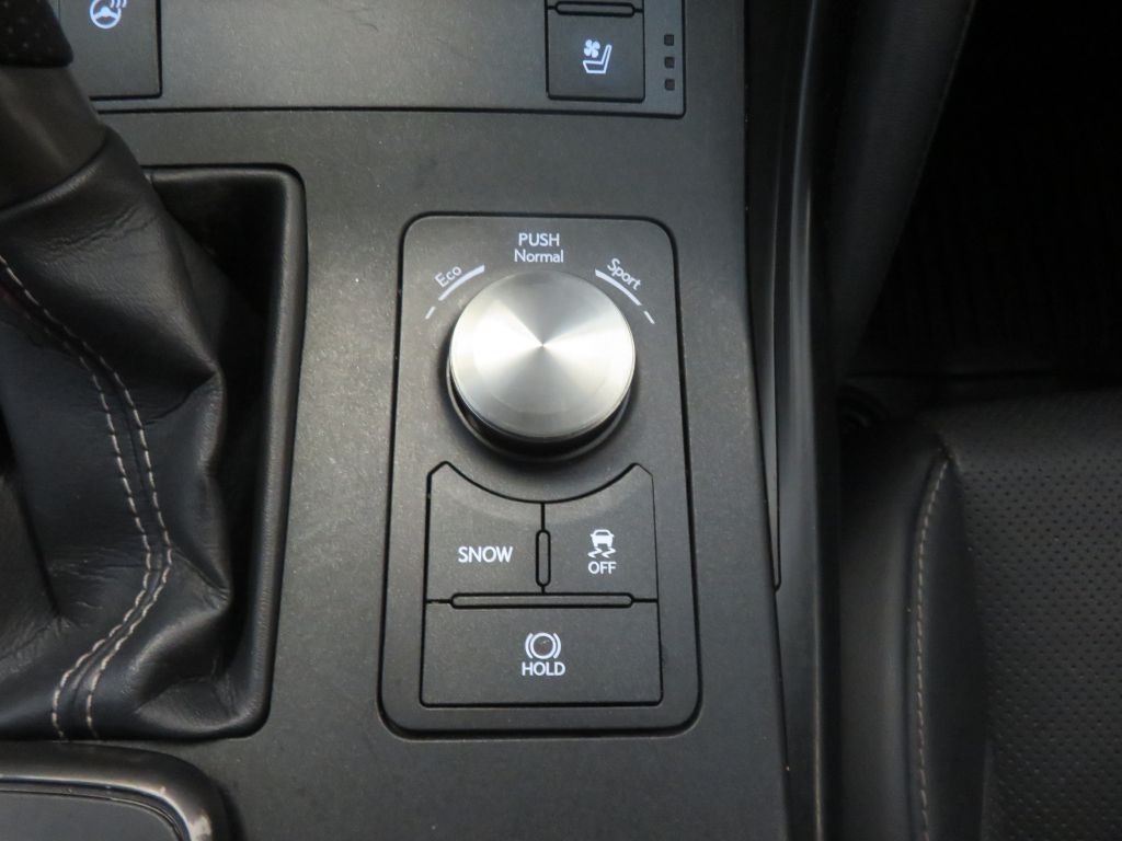 Photo 44 of this LEXUS IS F SPORT