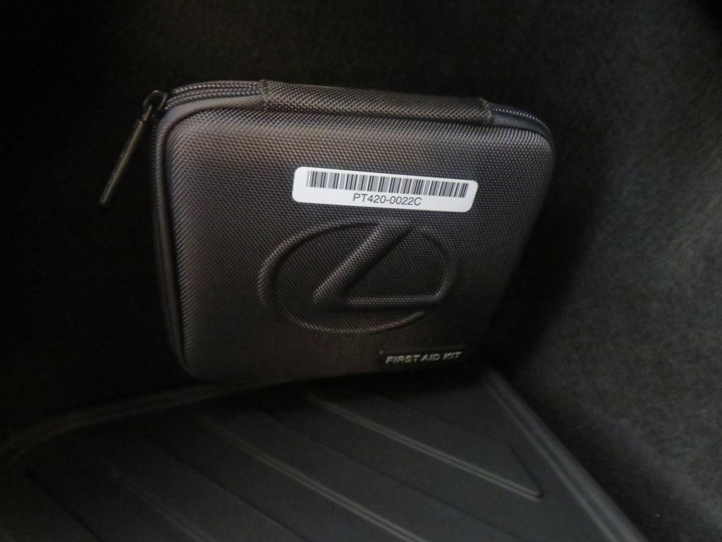 Photo 54 of this LEXUS IS F SPORT