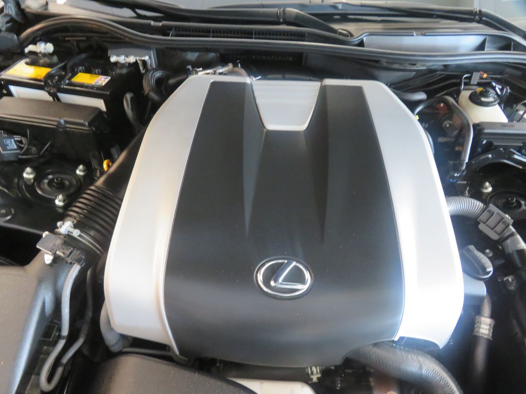 Photo 57 of this LEXUS IS F SPORT