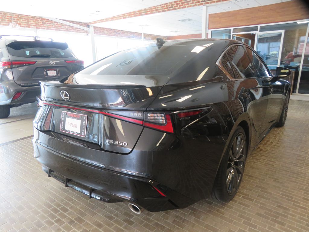 Photo 69 of this LEXUS IS F SPORT
