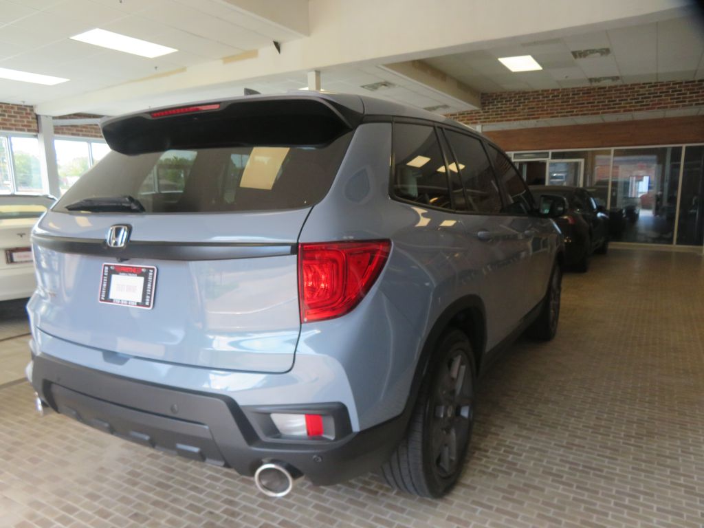 Photo 4 of this HONDA PASSPORT