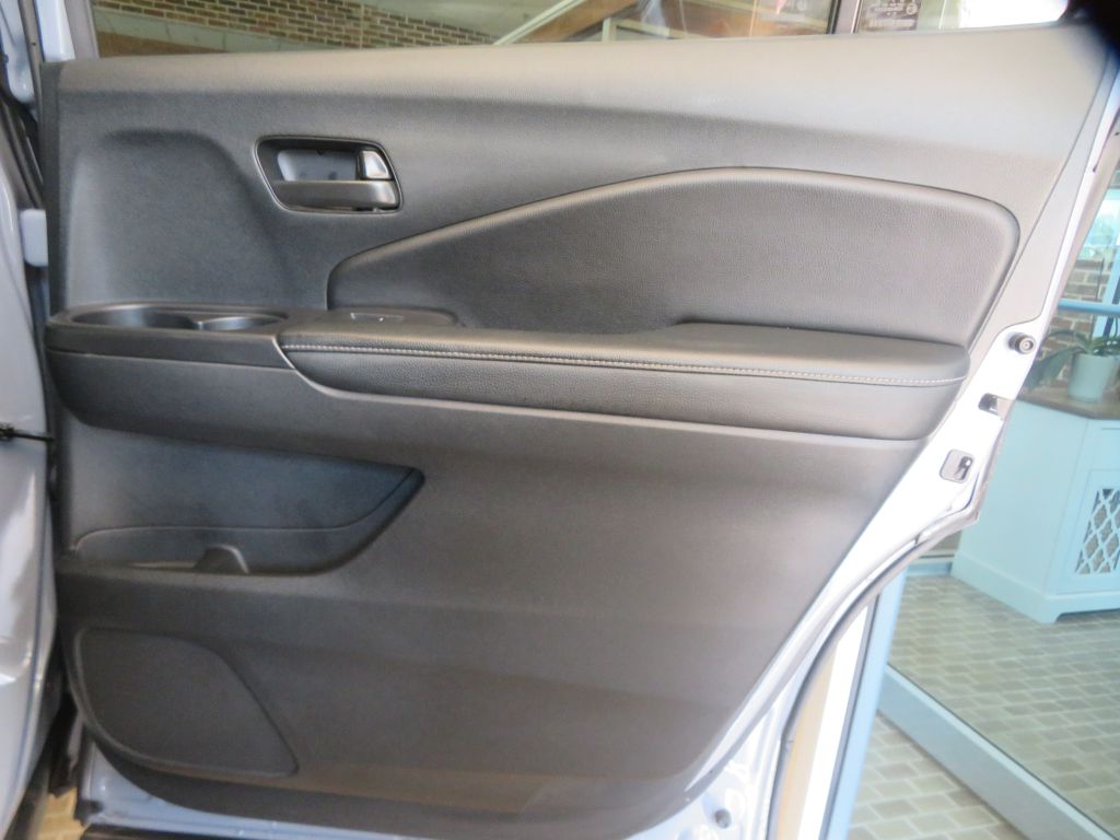 Photo 21 of this HONDA PASSPORT