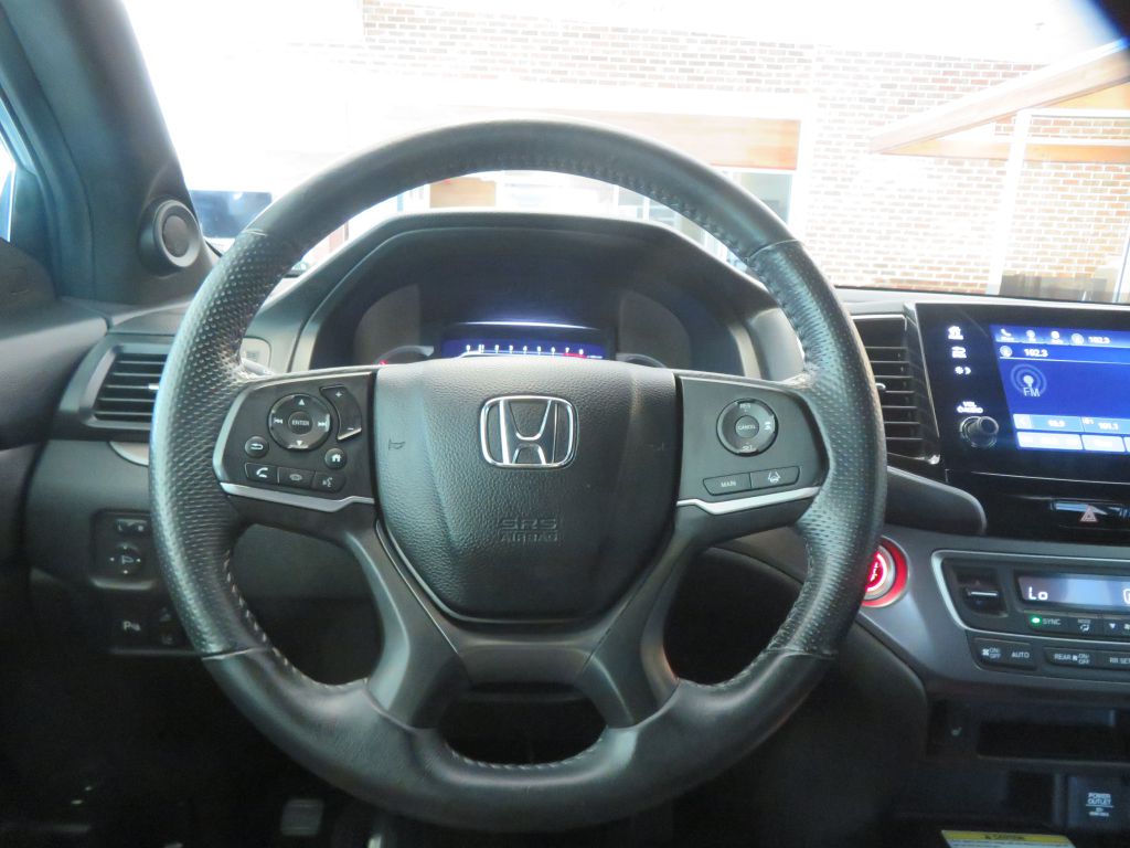 Photo 30 of this HONDA PASSPORT