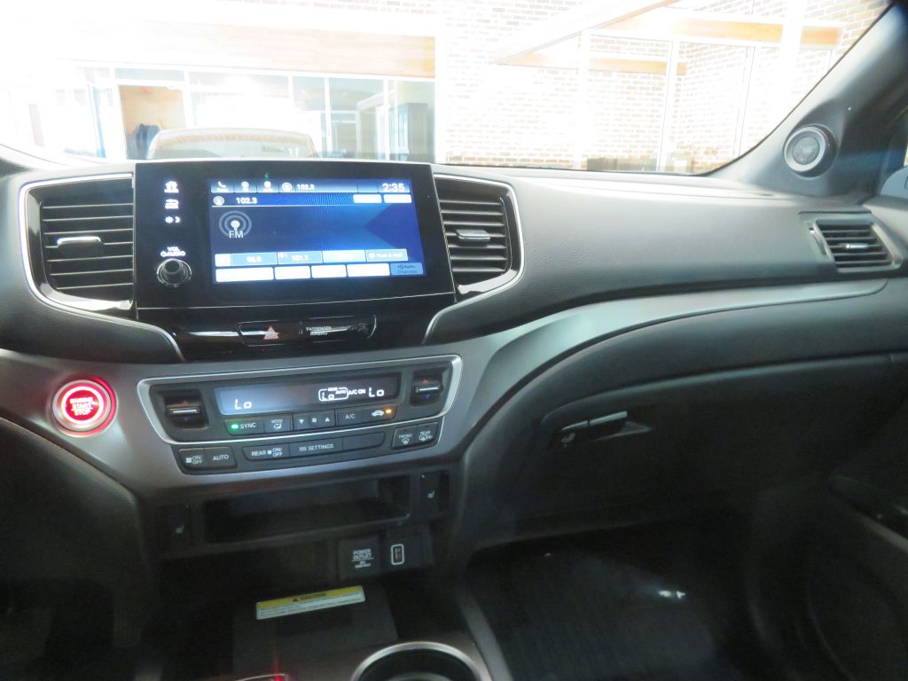 Photo 37 of this HONDA PASSPORT