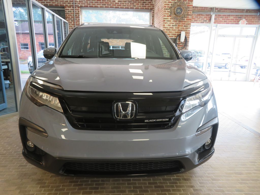 Photo 2 of this HONDA PILOT BLACK