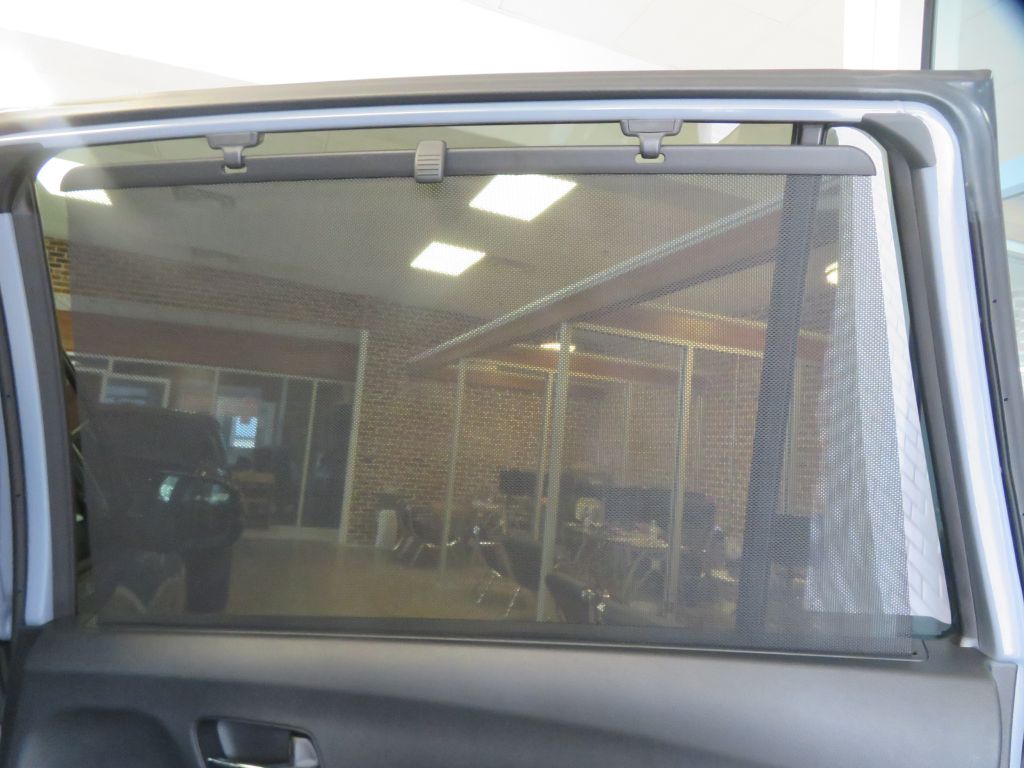 Photo 25 of this HONDA PILOT BLACK