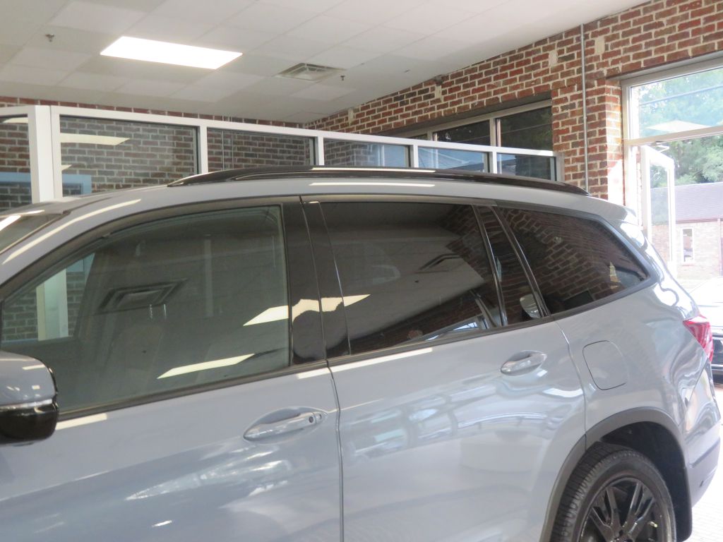 Photo 85 of this HONDA PILOT BLACK