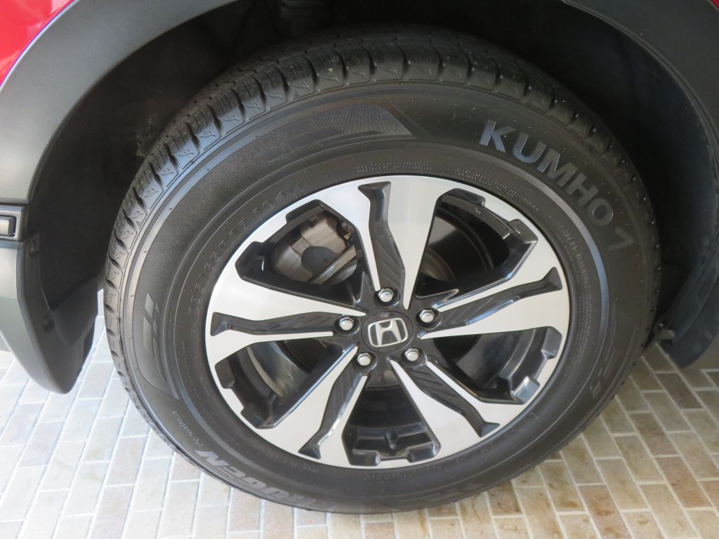 Photo 9 of this HONDA CR-V