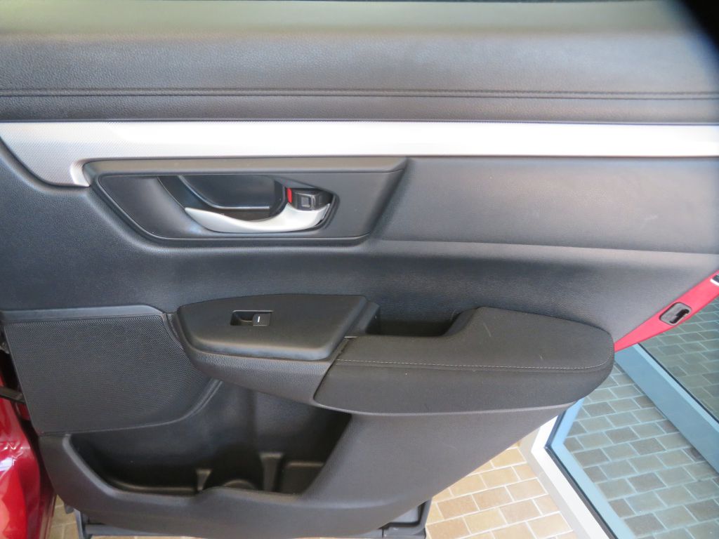 Photo 21 of this HONDA CR-V