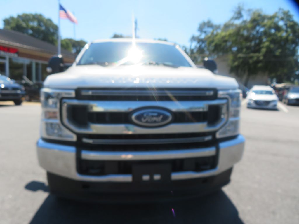 Photo 2 of this FORD F250