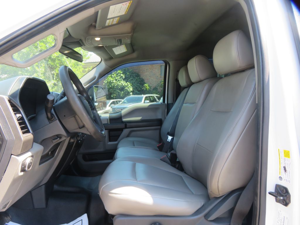 Photo 13 of this FORD F250