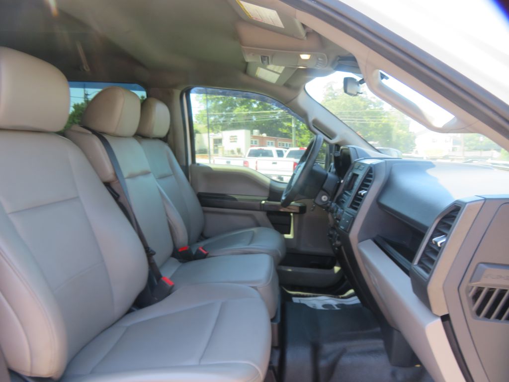 Photo 22 of this FORD F250