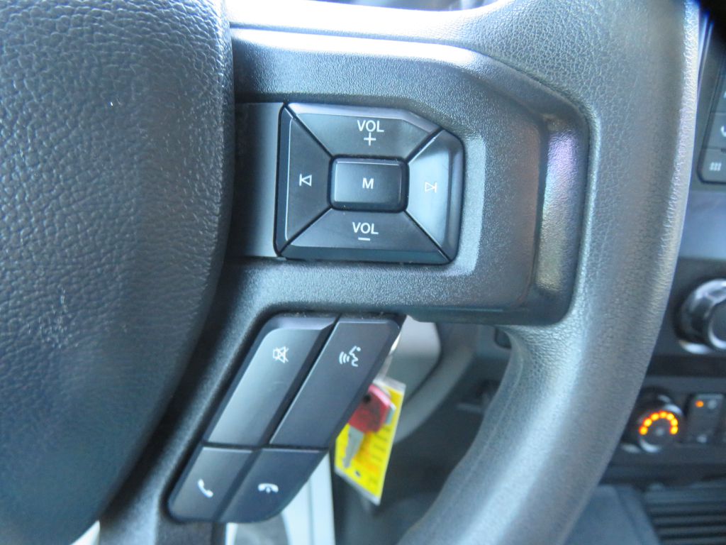 Photo 27 of this FORD F250