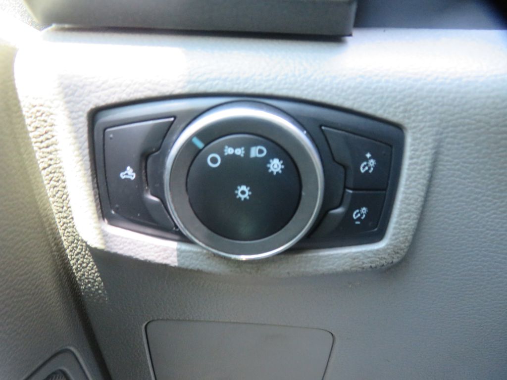 Photo 29 of this FORD F250