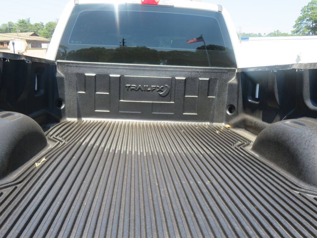Photo 56 of this FORD F250