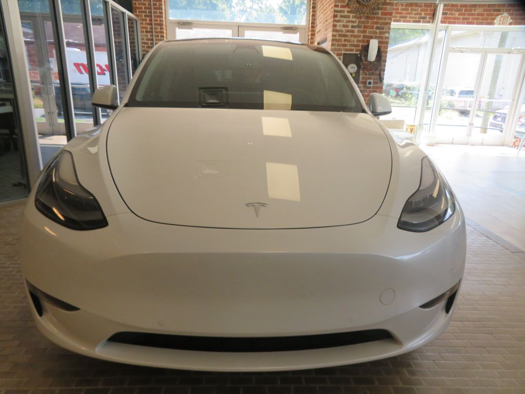 Photo 2 of this TESLA MODEL Y