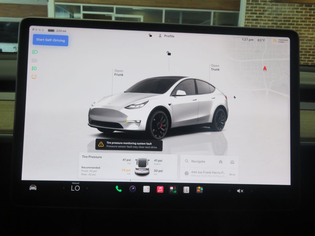 Photo 12 of this TESLA MODEL Y