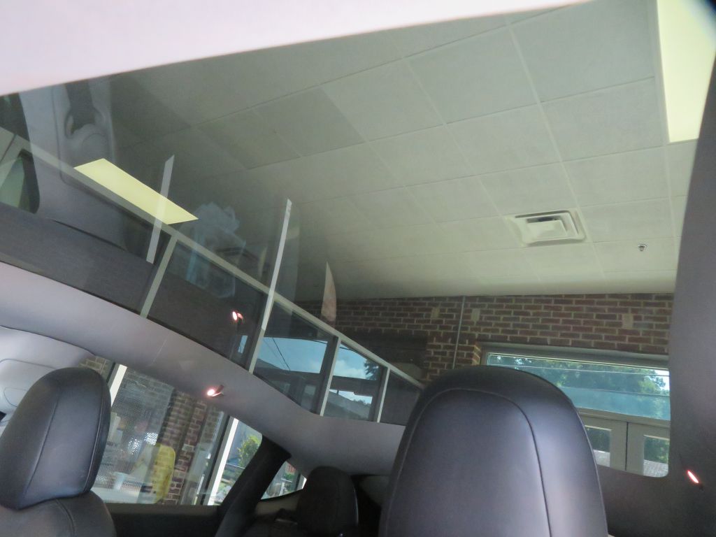 Photo 40 of this TESLA MODEL Y