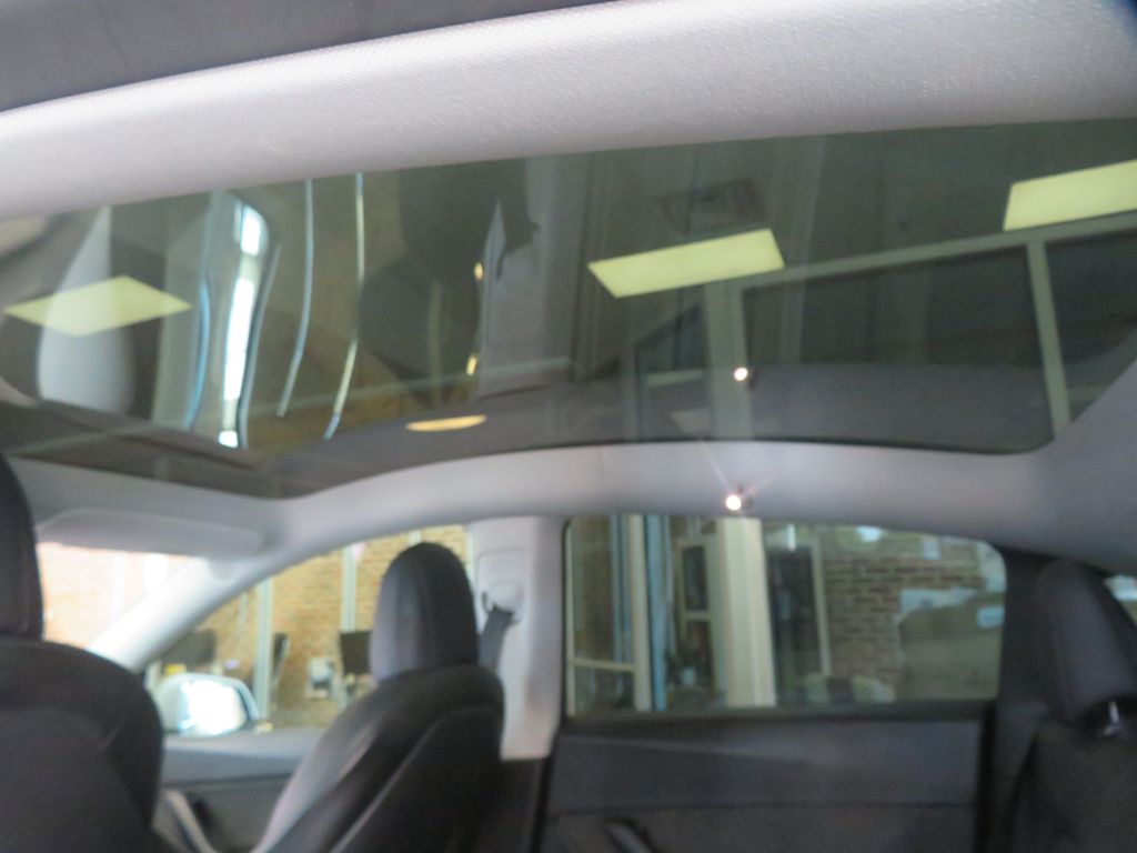 Photo 41 of this TESLA MODEL Y