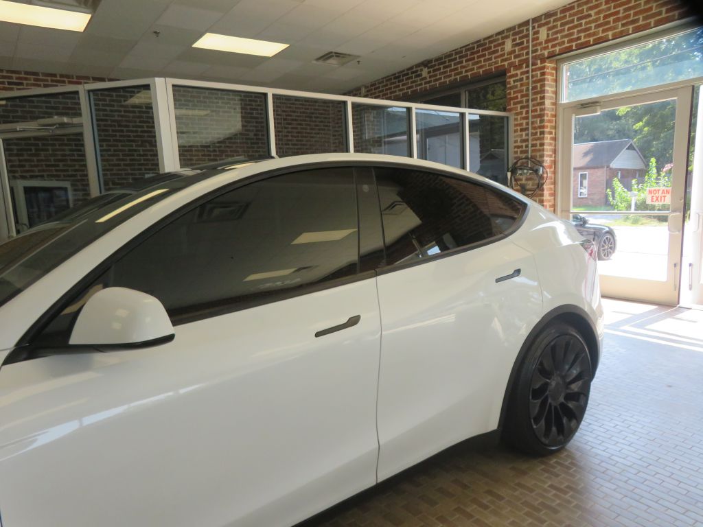 Photo 61 of this TESLA MODEL Y