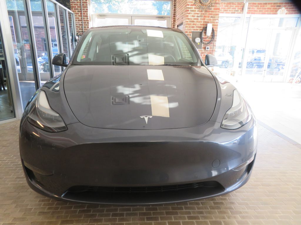 Photo 2 of this TESLA MODEL Y