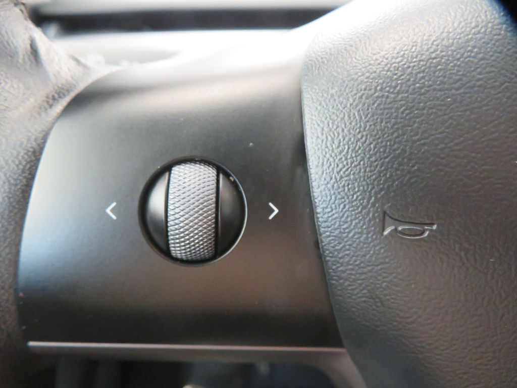 Photo 31 of this TESLA MODEL Y