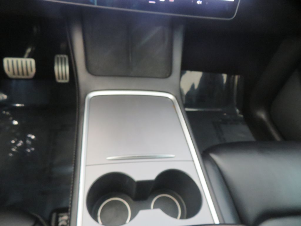 Photo 51 of this TESLA MODEL Y