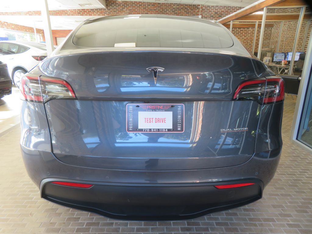 Photo 65 of this TESLA MODEL Y