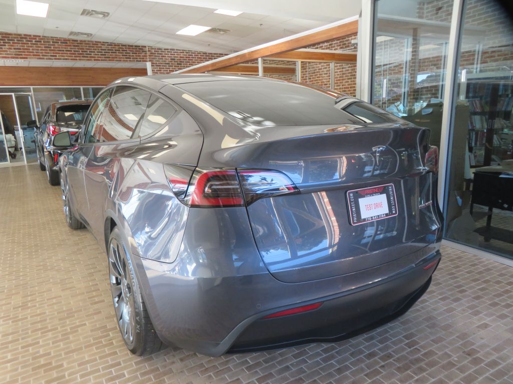 Photo 71 of this TESLA MODEL Y