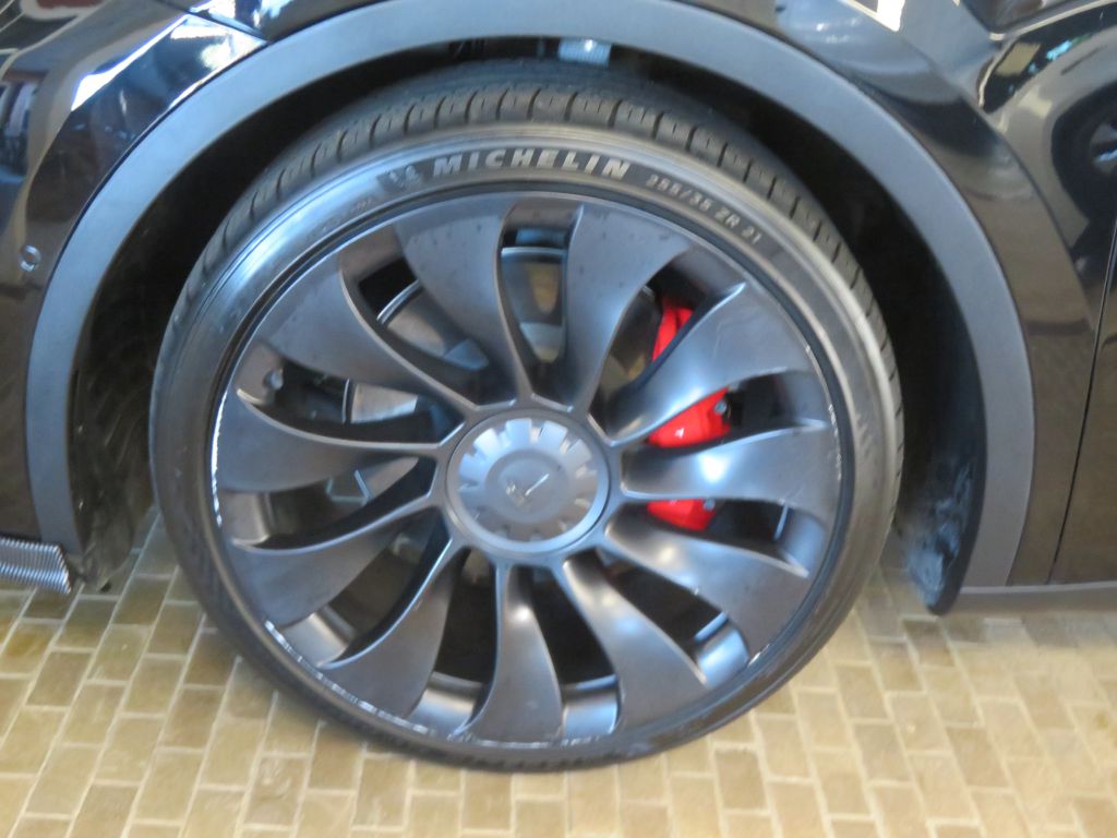 Photo 7 of this TESLA MODEL Y