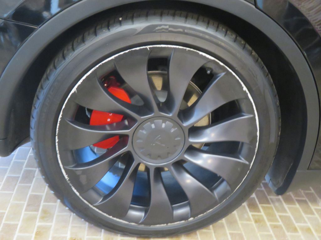 Photo 9 of this TESLA MODEL Y