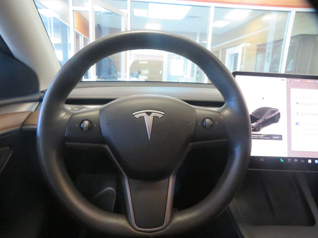 Photo 25 of this TESLA MODEL Y