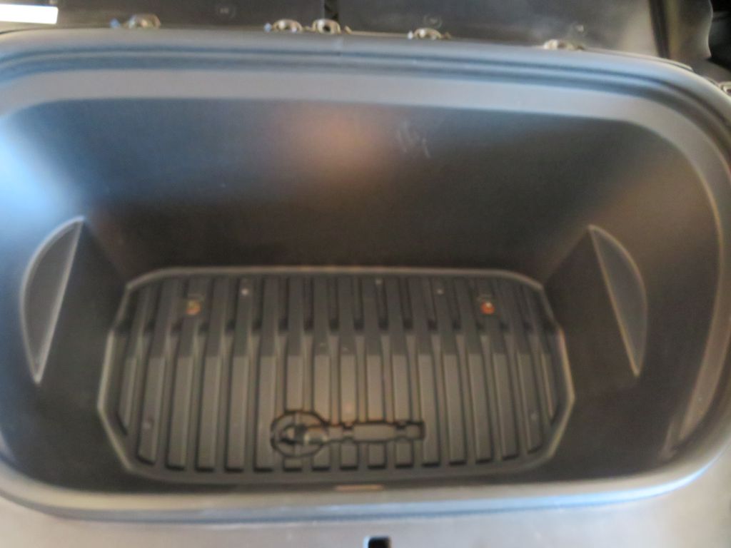 Photo 52 of this TESLA MODEL Y