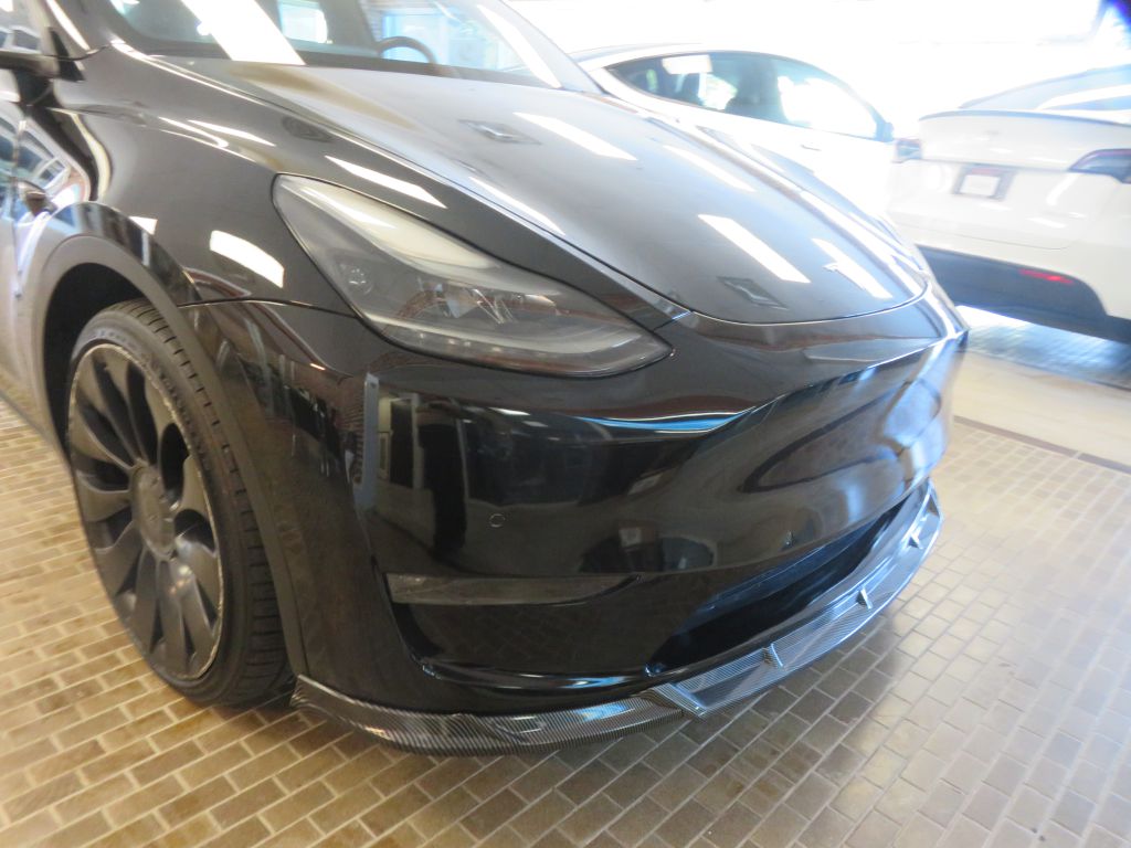 Photo 55 of this TESLA MODEL Y