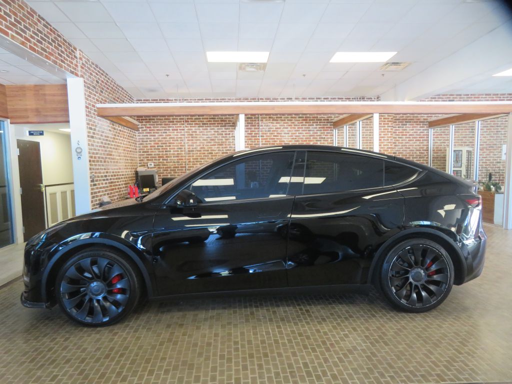 Photo 64 of this TESLA MODEL Y