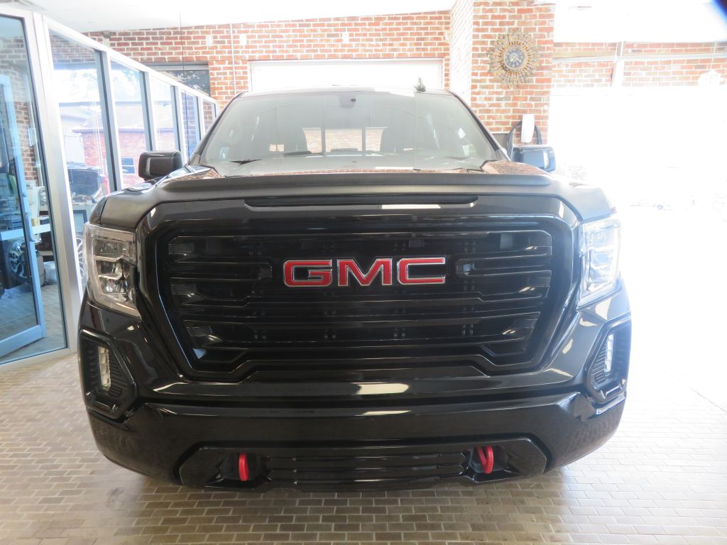 Photo 2 of this GMC SIERRA LIMITED