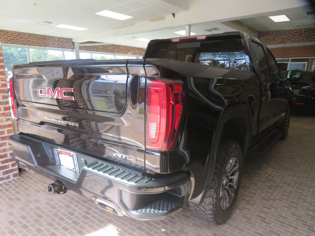 Photo 4 of this GMC SIERRA LIMITED