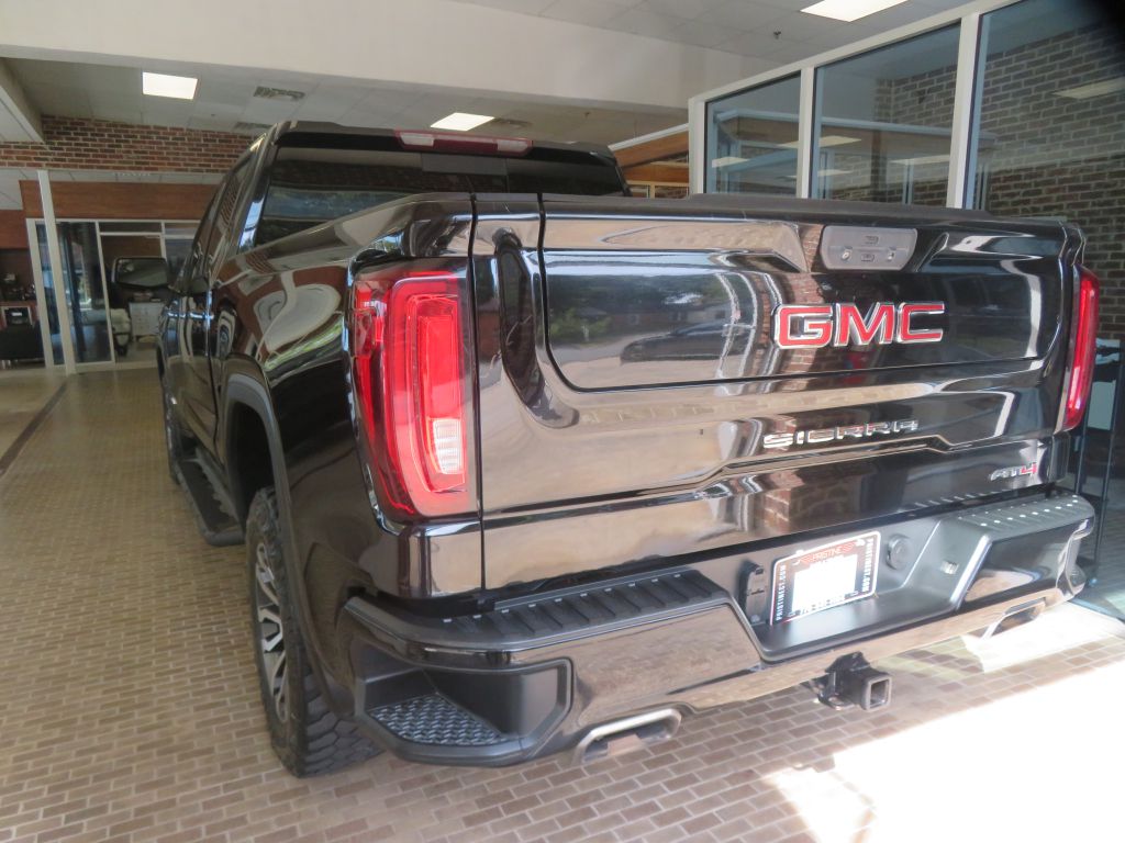 Photo 6 of this GMC SIERRA LIMITED