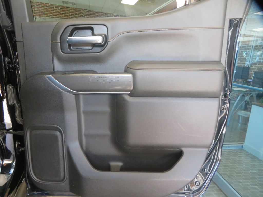 Photo 20 of this GMC SIERRA LIMITED