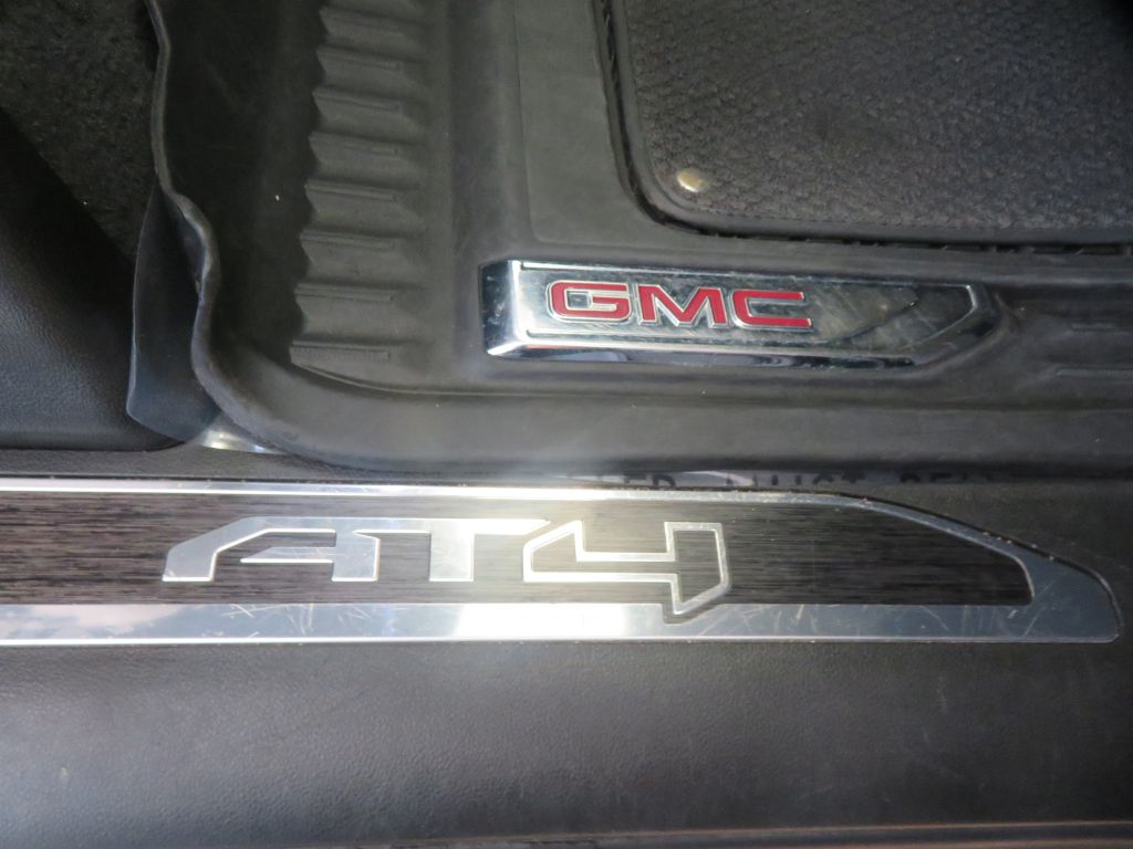 Photo 27 of this GMC SIERRA LIMITED