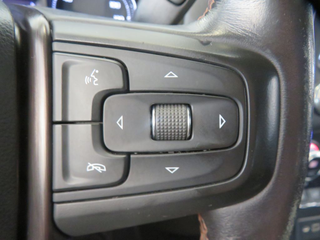 Photo 34 of this GMC SIERRA LIMITED